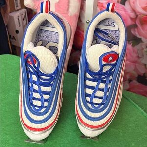 NIKE Men's White and Blue Athletic Sneakers $75